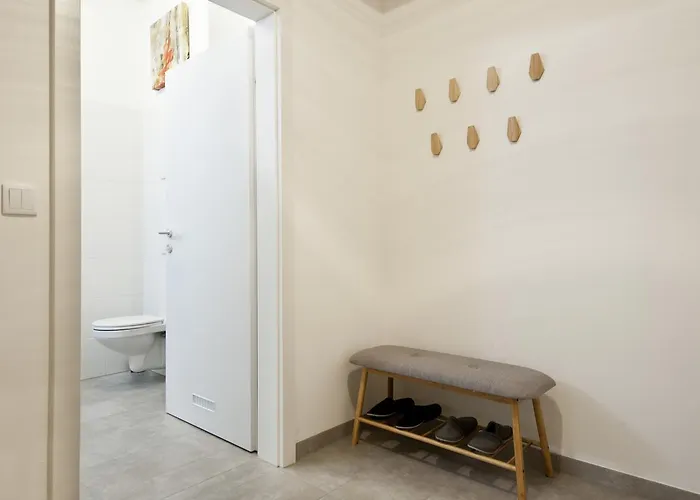 City-apartment Lendviertel - Private Parking Garage Apartament *