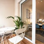 City-apartment Lendviertel - Private Parking Garage Appartement