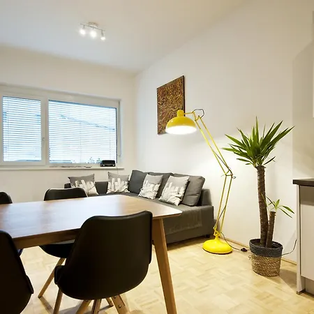 City-apartment Lendviertel - Private Parking Garage Appartement Graz