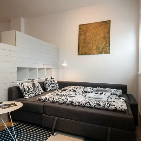 City-apartment Neubaugasse - Private Parking Garage Apartment