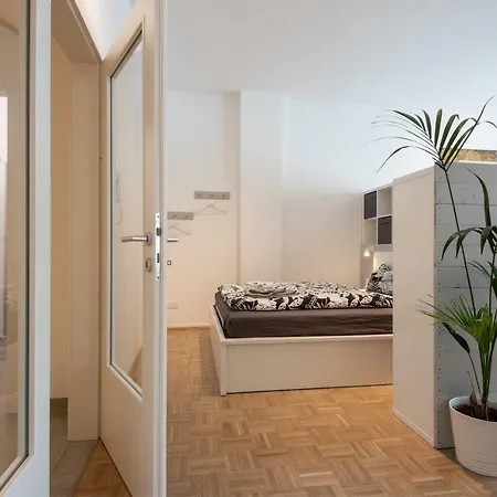 City-apartment Lendviertel - Private Parking Garage アパート