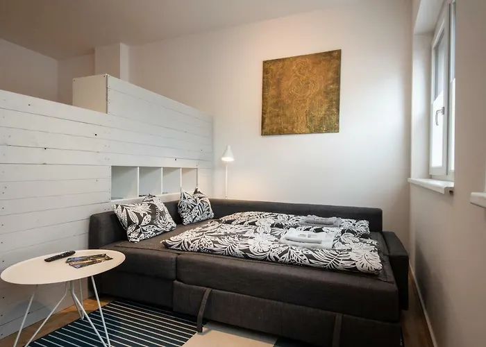 City-apartment Lendviertel - Private Parking Garage Appartement